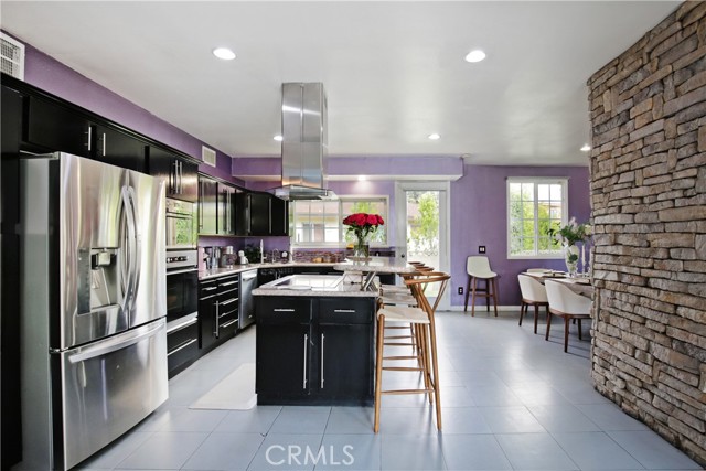 Detail Gallery Image 9 of 49 For 8434 Quinn St, Downey,  CA 90241 - 5 Beds | 4 Baths