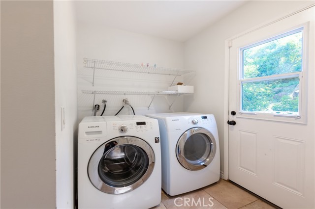 Detail Gallery Image 21 of 29 For 8665 Valley Circle Bld, West Hills,  CA 91304 - 3 Beds | 2/1 Baths