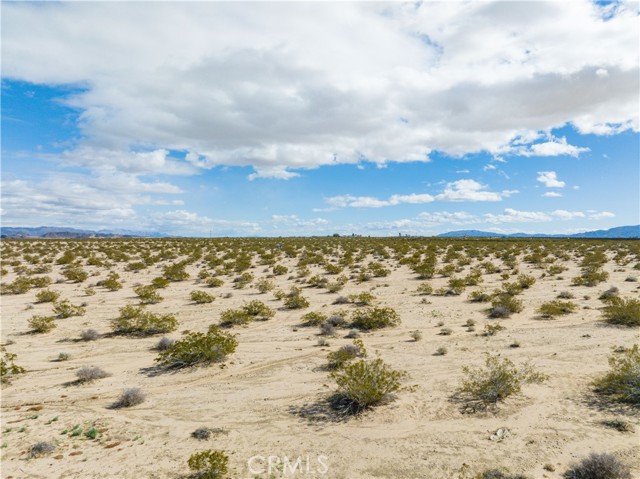 Detail Gallery Image 26 of 28 For 5 Tortoise Rd, Joshua Tree,  CA 92252 - – Beds | – Baths