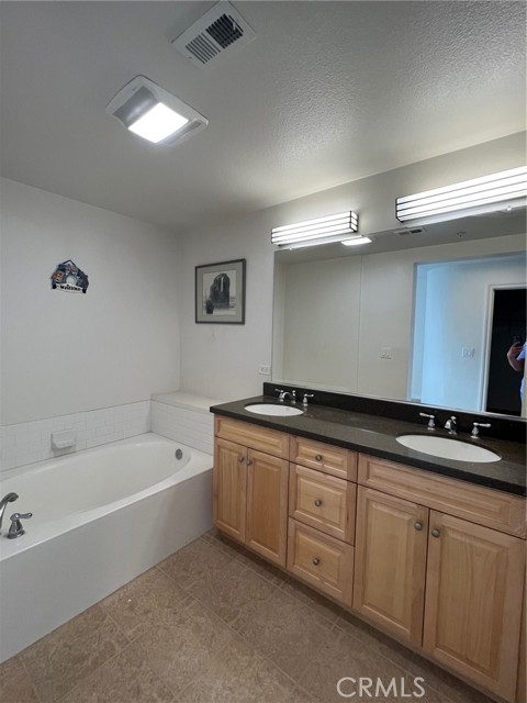 78 E Bay State Street, Alhambra CA: https://media.crmls.org/medias/ac063f05-034b-4216-a6f0-3106e9cda302.jpg