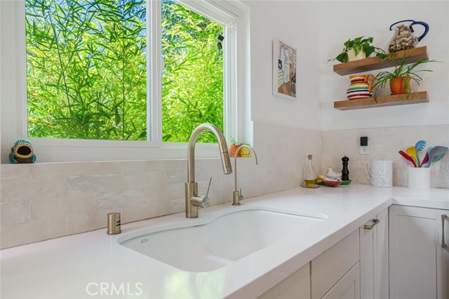 24101 Philiprimm Street, Woodland Hills CA: https://media.crmls.org/medias/ac069ed6-e455-4998-aa8a-5c28e546b95b.jpg