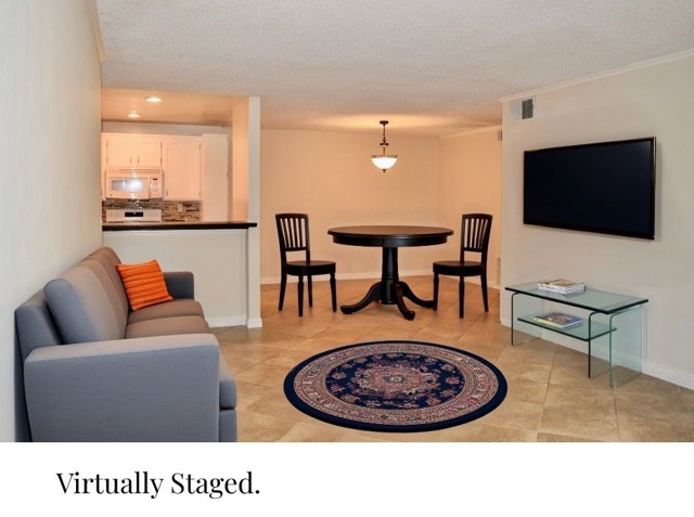 Detail Gallery Image 7 of 40 For 24525 W Trevino Dr #U2,  Valencia,  CA 91355 - 2 Beds | 2 Baths