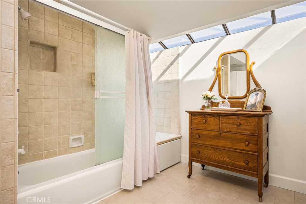 MLS #OC25253550 image #54