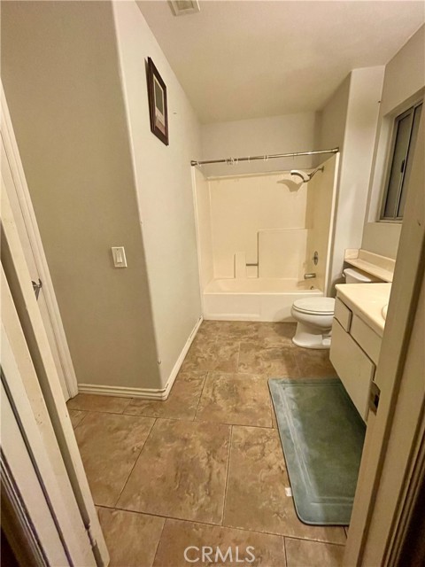 Detail Gallery Image 11 of 19 For 24099 Pleasant Run, Moreno Valley,  CA 92557 - 4 Beds | 3 Baths