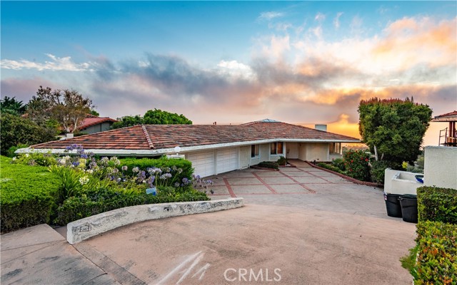 1549 Via Leon, Palos Verdes Estates, California 90274, 6 Bedrooms Bedrooms, ,3 BathroomsBathrooms,Residential,Sold,Via Leon,PV22016533