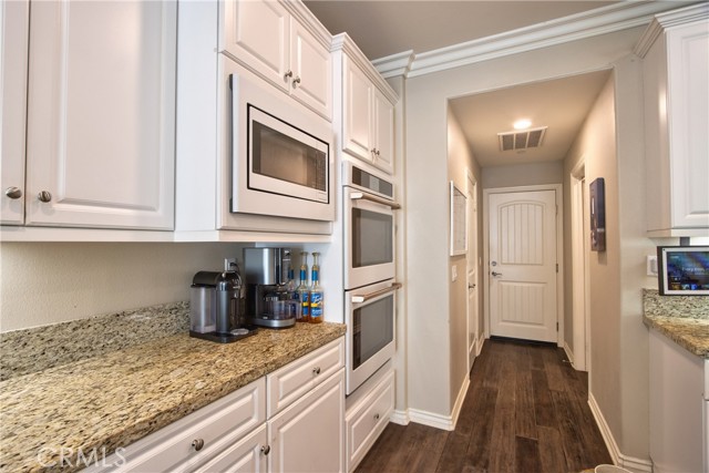 Detail Gallery Image 28 of 73 For 45668 Nora Cir, Temecula,  CA 92592 - 5 Beds | 4/1 Baths