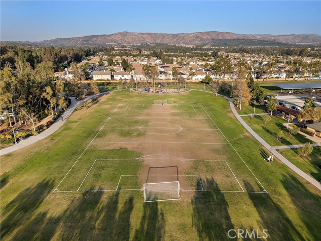 165 Church Place, Irvine CA: https://media.crmls.org/medias/ac088240-42a8-4b90-b369-68841c1b54ed.jpg