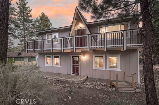 Detail Gallery Image 1 of 43 For 276 Stanford Way, Big Bear City,  CA 92314 - 4 Beds | 2 Baths