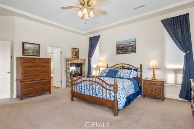 Detail Gallery Image 26 of 54 For 13946 Santa Fe Ct, Bakersfield,  CA 93314 - 4 Beds | 3 Baths