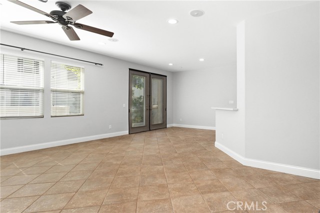Detail Gallery Image 3 of 42 For 50 Sapphire, Irvine,  CA 92602 - 3 Beds | 2/1 Baths