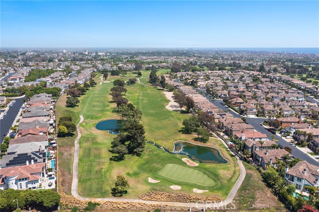 19025 Bayhill Lane, Huntington Beach CA: https://media.crmls.org/medias/ac0aeaa5-f579-4a0d-a00e-53ce1e3abb26.jpg