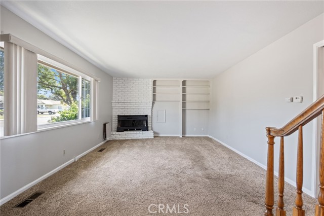 Detail Gallery Image 6 of 33 For 2105 N Denair Ave, Turlock,  CA 95382 - 3 Beds | 2/1 Baths