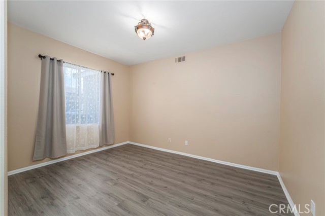 Detail Gallery Image 10 of 43 For 476 Peregrine Ln, San Jacinto,  CA 92582 - 5 Beds | 4 Baths