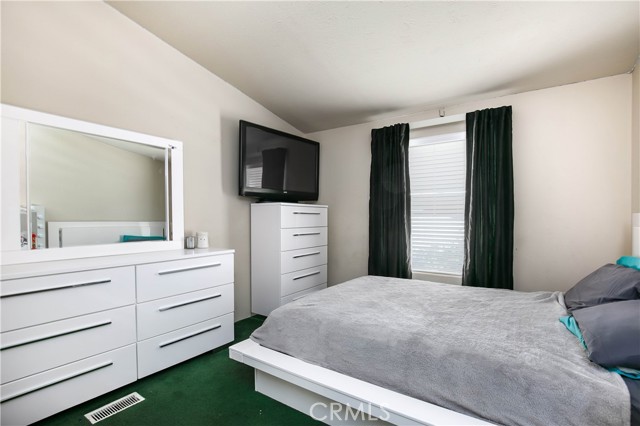 Detail Gallery Image 11 of 19 For 40701 Rancho Vista Bld #3,  Palmdale,  CA 93551 - 3 Beds | 2 Baths
