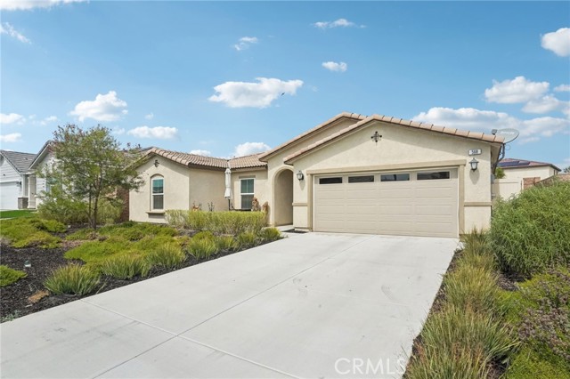 Detail Gallery Image 3 of 56 For 568 Corkwood St, Hemet,  CA 92543 - 3 Beds | 2 Baths