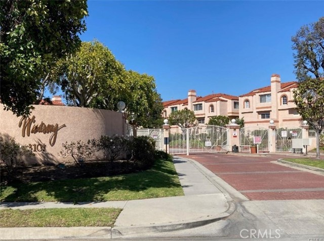 3101 Plaza Del Amo, Torrance CA: https://media.crmls.org/medias/ac0d826e-afa9-4044-8e90-4fd57df6baa9.jpg