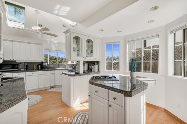 3385 Charleston photo 10