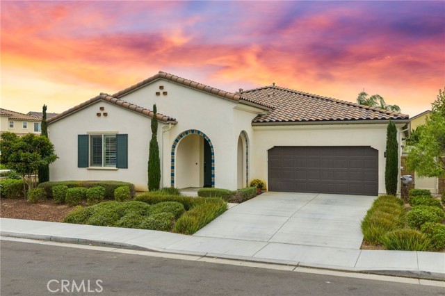 Detail Gallery Image 2 of 56 For 34565 Way Bright Pine, Murrieta,  CA 92563 - 4 Beds | 2/1 Baths
