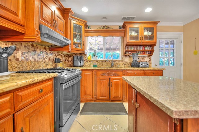 25664 Lola Court, Menifee CA: https://media.crmls.org/medias/ac0dfeb0-0df0-41f3-80a8-e3c4442cb33a.jpg