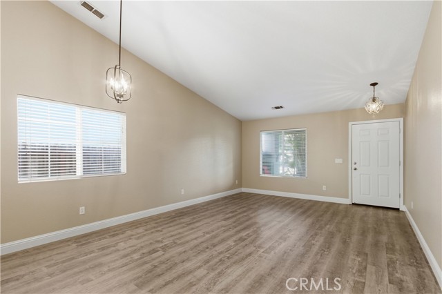 Detail Gallery Image 8 of 49 For 2089 Patriotic, Atwater,  CA 95301 - 4 Beds | 2 Baths