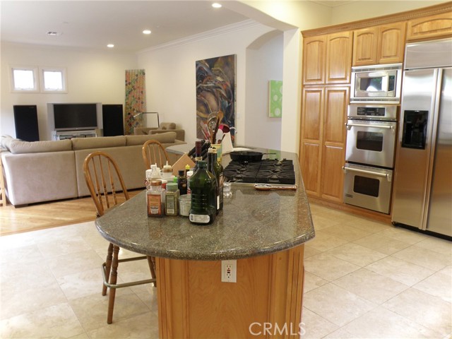 Detail Gallery Image 10 of 23 For 1201 2nd St, Manhattan Beach,  CA 90266 - 5 Beds | 4/1 Baths