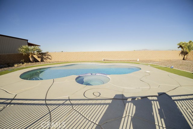 Detail Gallery Image 43 of 48 For 11830 Joshua Dell Rd, Victorville,  CA 92371 - 3 Beds | 2 Baths