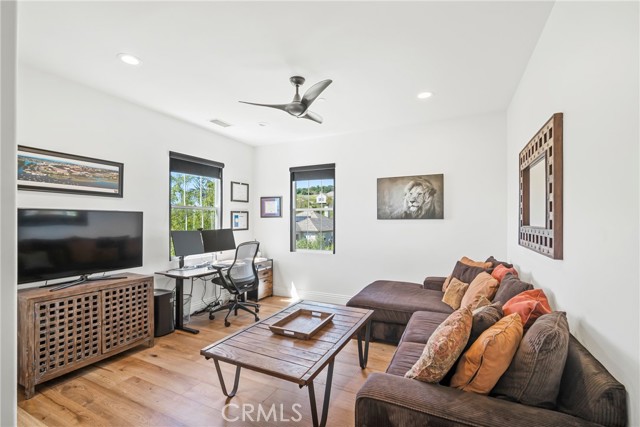 Detail Gallery Image 28 of 39 For 38 Calle De La Luna, San Clemente,  CA 92673 - 5 Beds | 4/1 Baths