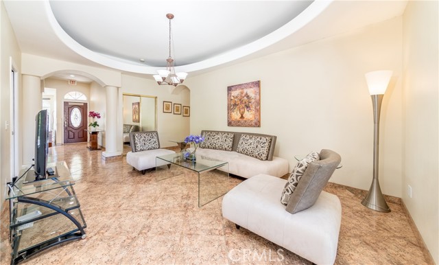 Image 3 of 25 For 31795 Avenida Del Yermo