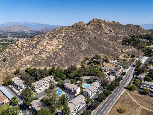 Image 32 of 37 For 4682 Maxwell Court