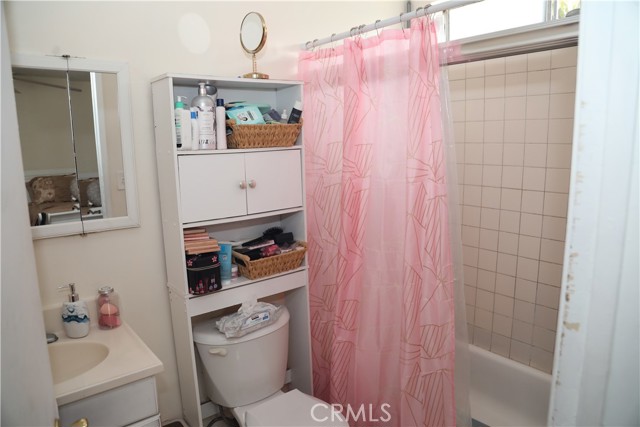 Detail Gallery Image 15 of 33 For 3531 E 61st St, Huntington Park,  CA 90255 - – Beds | – Baths