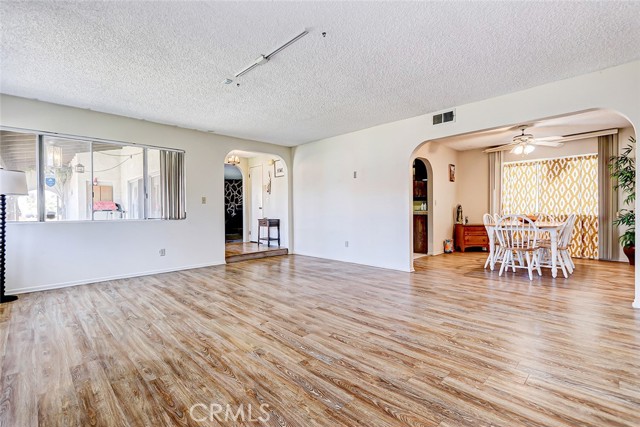 Detail Gallery Image 15 of 36 For 4118 W 168th St, Lawndale,  CA 90260 - 3 Beds | 2 Baths