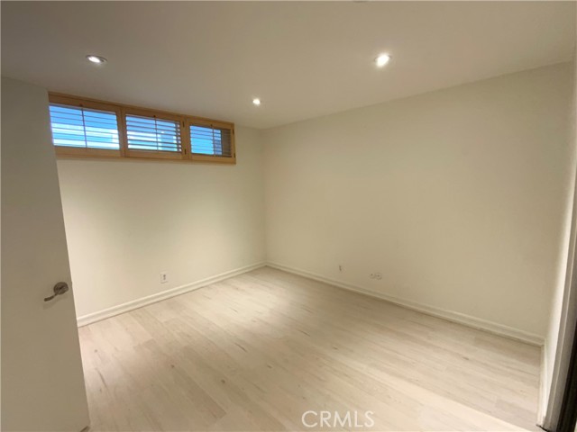 737 Avocado Avenue, Corona del Mar CA: https://media.crmls.org/medias/ac130cc1-e995-4f34-89cb-41bbd4c8833b.jpg