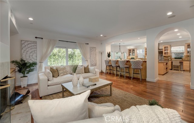 Detail Gallery Image 16 of 70 For 2603 Ralston Ln, Redondo Beach,  CA 90278 - 4 Beds | 4 Baths