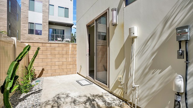 Detail Gallery Image 35 of 45 For 41 Ebb Tide, Newport Beach,  CA 92663 - 4 Beds | 3/1 Baths