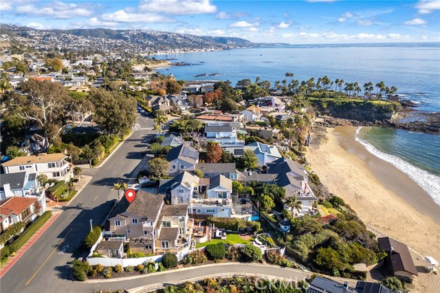 Detail Gallery Image 32 of 42 For 1287 Cliff Dr, Laguna Beach,  CA 92651 - 4 Beds | 4 Baths