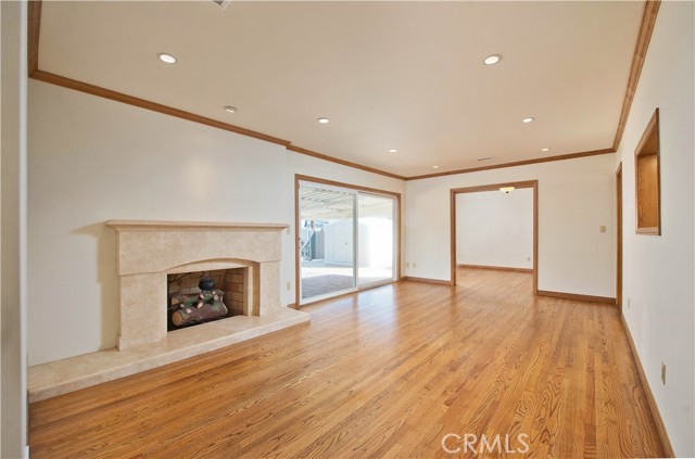 22449 Burton Street photo 8