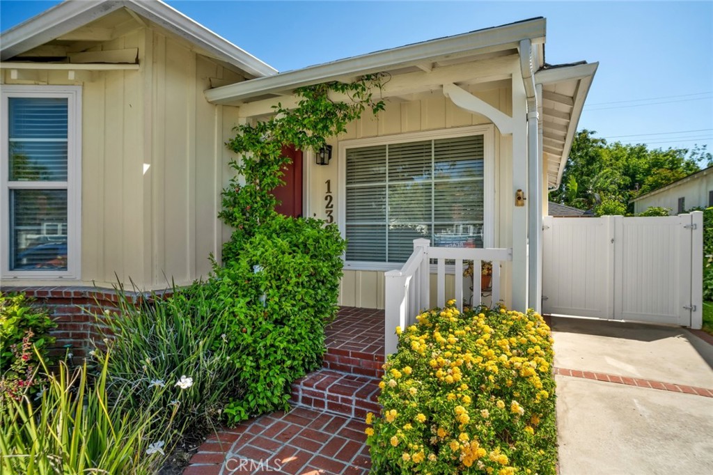 1232 N Avon StreetBurbank img 20