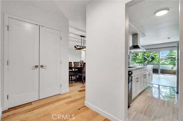 8710 Delgany Avenue, Playa del Rey CA: https://media.crmls.org/medias/ac164947-92d1-493c-a391-362c86f77350.jpg
