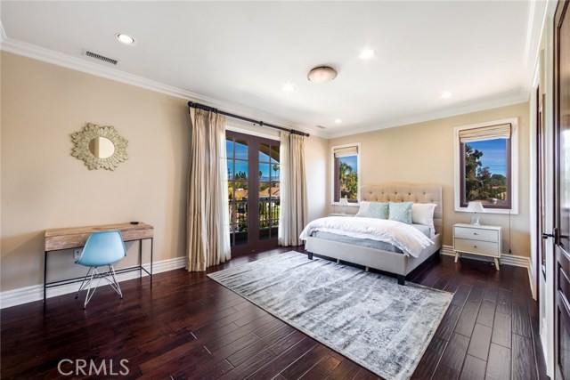 Detail Gallery Image 47 of 52 For 12530 Collins St, Valley Glen,  CA 91607 - 6 Beds | 5/1 Baths