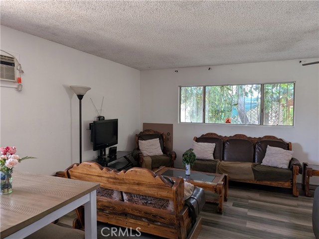3231 Inez Street, Los Angeles CA: https://media.crmls.org/medias/ac16f7f9-da65-4a69-8c8b-c22d3792f2a1.jpg