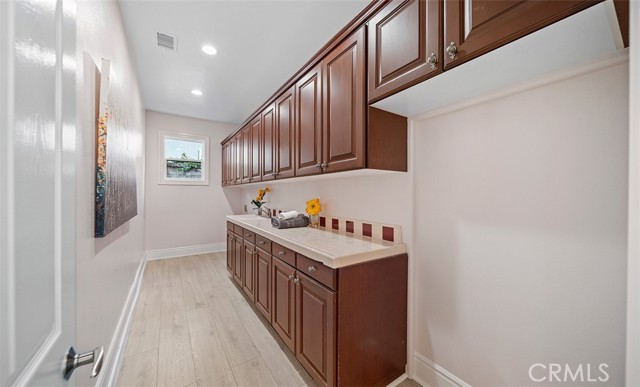 3319 Red Pine Rd, Yorba Linda CA: https://media.crmls.org/medias/ac179bff-a685-4635-9ac4-145ee0624aef.jpg