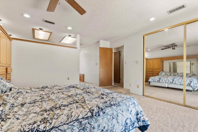 18510 Santa Fe Avenue, San Bernardino CA: https://media.crmls.org/medias/ac18943a-4e49-4496-ba6e-dae19e5d0755.jpg