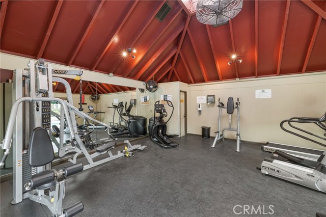 Detail Gallery Image 25 of 31 For 5001 Stoney Creek Rd #354,  Culver City,  CA 90230 - 2 Beds | 2 Baths