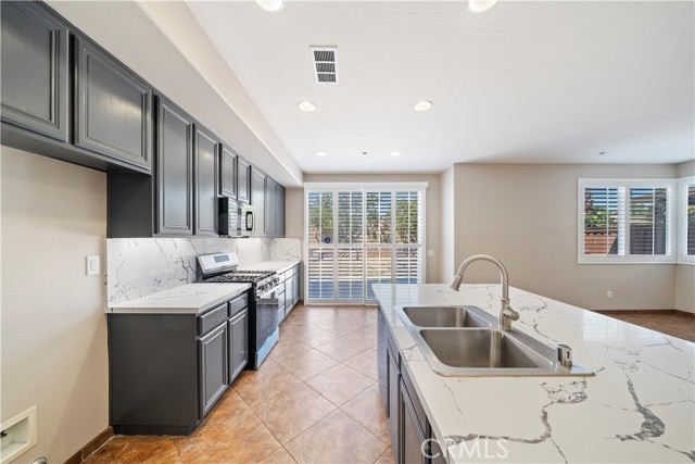 Detail Gallery Image 20 of 20 For 4792 Parkscape Dr, Riverside,  CA 92505 - 5 Beds | 4 Baths