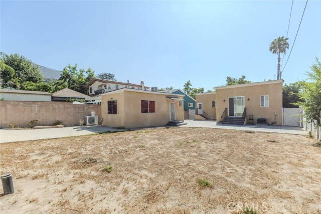 Detail Gallery Image 32 of 40 For 1039 E Santa Anita Ave, Burbank,  CA 91501 - 3 Beds | 3 Baths