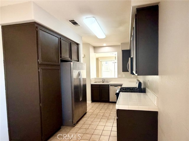 Detail Gallery Image 9 of 24 For 39271 Flamingo Bay #D,  Murrieta,  CA 92563 - 3 Beds | 2/1 Baths