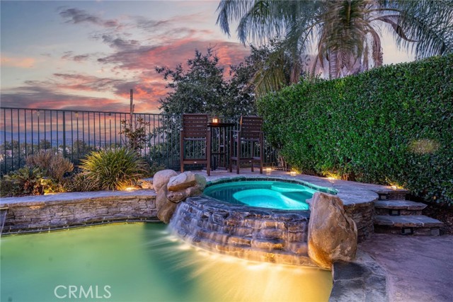 Detail Gallery Image 4 of 74 For 26858 Pine Hollow Ct, Valencia,  CA 91381 - 5 Beds | 4 Baths