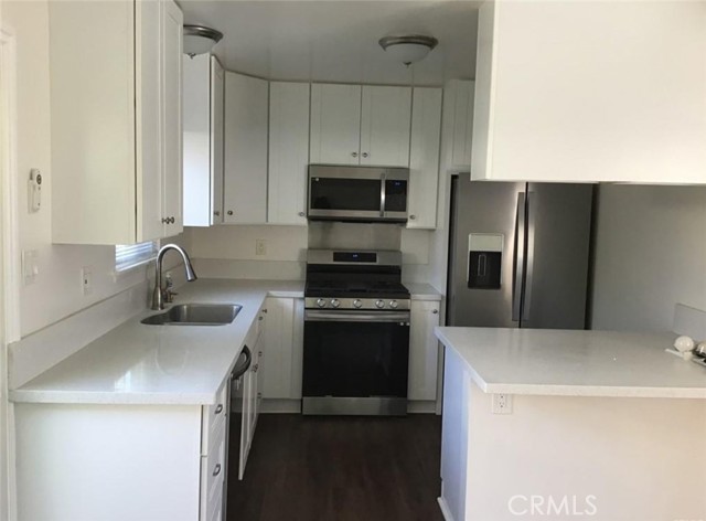 Detail Gallery Image 7 of 29 For 4411 Farquhar, Los Alamitos,  CA 90720 - – Beds | – Baths