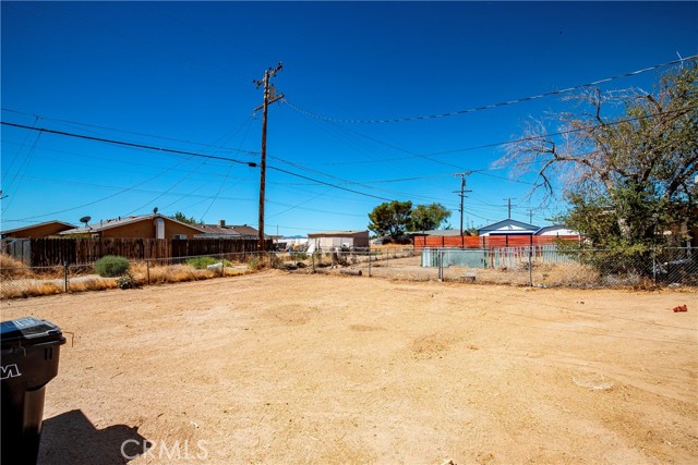 Detail Gallery Image 11 of 11 For 1524 Franklin Ave, Rosamond,  CA 93560 - 2 Beds | 1 Baths