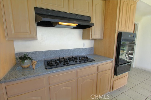 Gas Cooktop with Rangehood